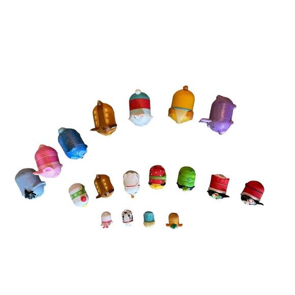 Lot of 18 TSUM TSUM Characters - Picture 2 of 5